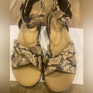 Womens snakeskin Sandals